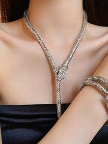 1 chiếc vòng cổ từ tính đính đá hình rắn thời trang sang trọng - Rắn - Xem 3