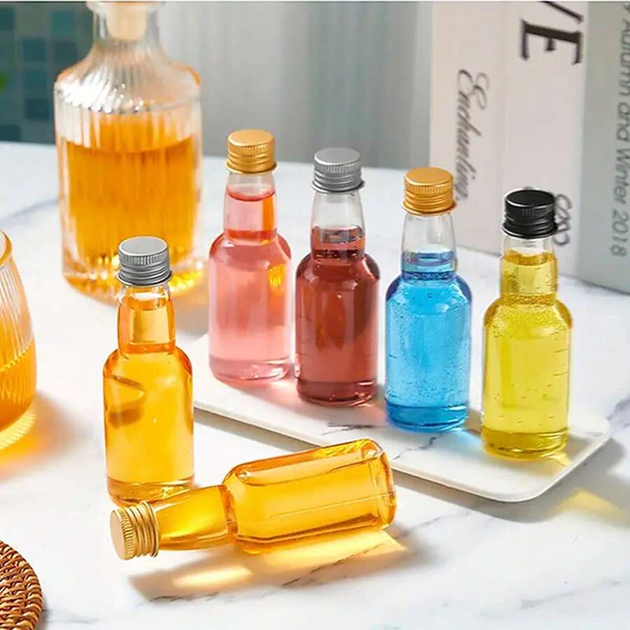 1/5/14/30 件，迷你空酒瓶 50ml/1.7oz，密封塑料酒精，带黑色/金色/银色瓶盖和漏斗，适用于酒精、烈酒、榨汁、饮料、奶昔、茶和其他饮料、婚礼派对、家庭聚会