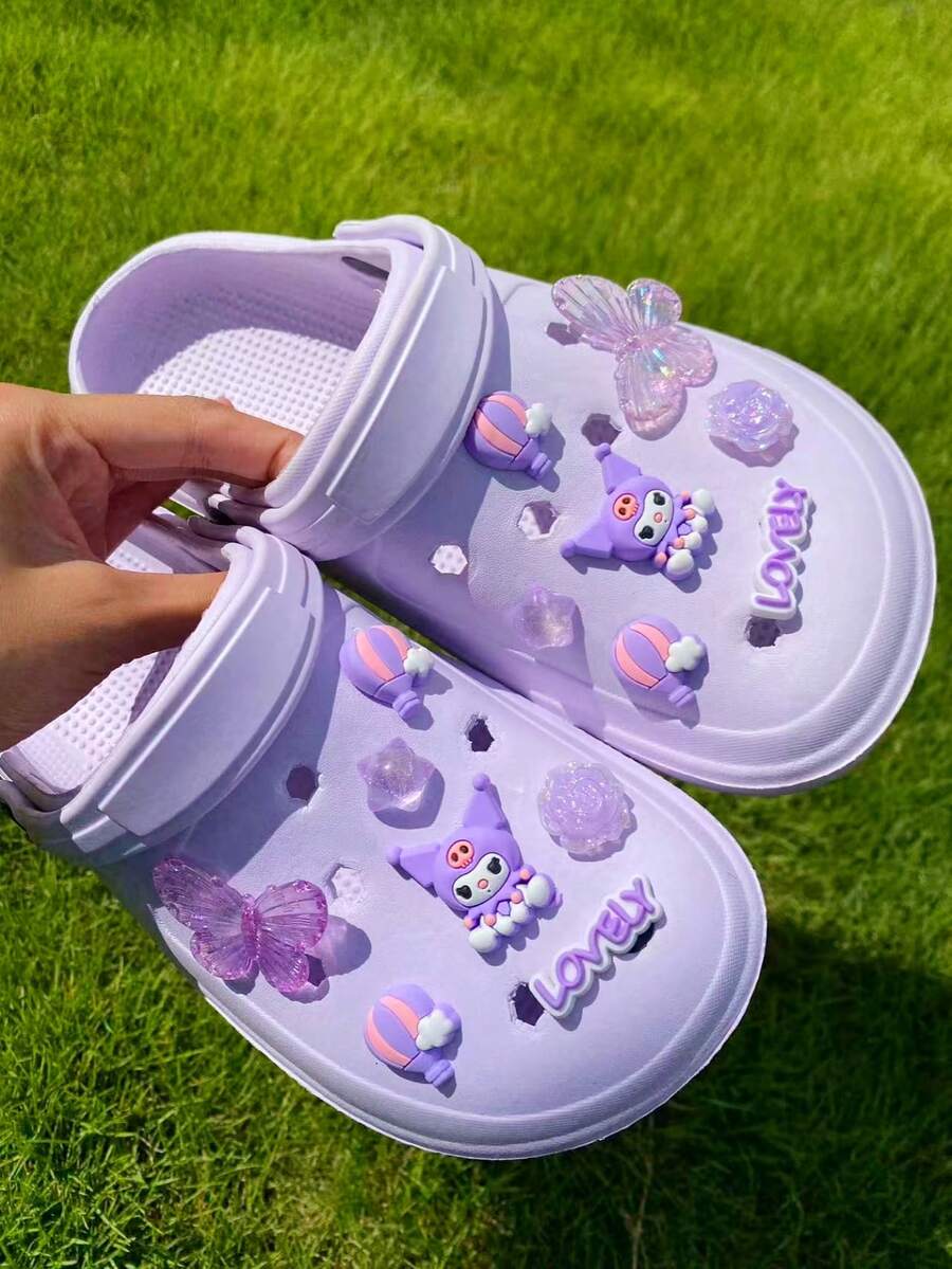 14 Peças Encantos de Sapato Fofos Roxos Kuromi, Borboleta, Estrela, Rosa, Letra, Balão de Ar Quente, Acessórios Multifuncionais de Clipes de Sapato para Sandálias, Chinelos, Bolsas de Praia de Mulheres, Ideal para Presentes de Férias e Festa de Aniversário