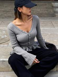 Livesso 女式纯色 V 领长喇叭袖优雅秋季上衣长袖上衣 - 灰色 - 查看 3