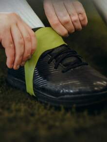 2双装足球鞋带套，硅胶鞋套，高抓地力防滑足球训练绑带，足球运动配件，柔软贴合，可调节绑带，适合足球训练和户外运动 - 彩色 - 查看 3