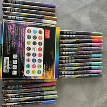 GUANGNA 24-Color Acrylic Paint Markers, Soft Brush Tip Pens And Markers, Acrylic Paint Pens Suitable For Wood, Stone, Canvas, Glass, Fabric, Eggs, Rock Painting, And DIY Craft Supplies. 18/24 Color Metal Marker, 0.7mm Ultra-Fine Tip Color Pen, Permanent Metal Marker For Signing And Writing On Cards - 24 màu/bộ - Xem 9