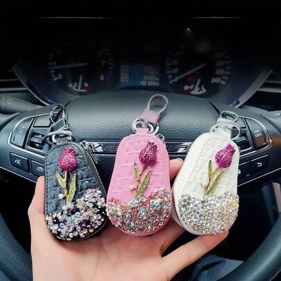 Porta-chaves com Strass em Forma de Rosa com Capa Protetora Criativa de Controle Remoto de Desenho Animado, Chaveiro Anti-queda e Anti-roubo, Porta-chaves Portátil para Mulheres, Acessório de Chaveiro Decorativo com Cristais Cintilantes, Pingente de Bolsa com Design Fofo de Animal, Organizador de Chaves Leve e Durável para Meninas, Porta-chaves com Estilo de Joia da Moda