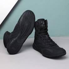 Sapatos de luta livre masculinos, sapatos de boxe de cano alto, sapatos de treino, botas de kickboxing, sapatos de muay thai, sapatos de artes marciais para fitness, sapatos esportivos profissionais masculinos de alta qualidade, confortáveis, antiderrapantes, duráveis, respiráveis, com suporte para o tornozelo e sola texturizada.