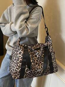 1 szt. Modna, swobodna torba podróżna w stylu uniwersyteckim, lekka i poręczna, składana, o dużej pojemności, z nadrukiem w panterkę, z oddzieleniem na rzeczy suche i mokre. Można nosić jako torbę na ramię lub przez ramię, a także z przenośną walizką. Szczególnie przydatna w podróżach służbowych i na wakacjach. Torba sportowa na siłownię. Torba podróżna, bagaż, na wakacje, wielofunkcyjna torba podróżna, unisex, torby weekendowe. - Brązowy - Zobacz 3