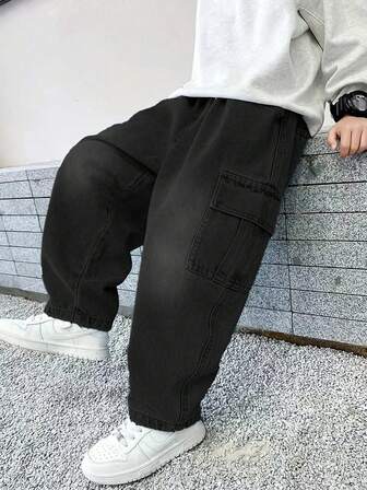 Trendiga raka jeans med avslappnad passform för pojkar