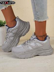 Women's Gray Mesh Sneakers, 2025 New Fashion Lightweight Thick-Sole Multifunctional Comfortable Casual Sports Shoes, Lace-Up Leisure Sports Shoes For Women In Spring And Autumn, Fashionable And Versatile Comfortable White Shoes, Solid Color Flat Outdoor Skateboard Shoes Running Shoes