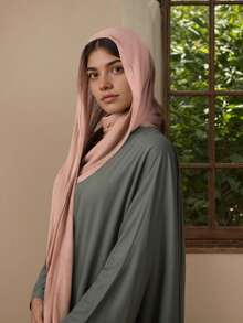 1pc Women's Classic Retro Solid Color Crinkle Breathable Soft Headscarf, Ladies' Versatile All-Season Fashion Headwrap, Multi-Functional Outdoor Windproof, Decorative Elegant Scarf, Shawl