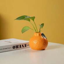 1 pièce Vase en céramique réaliste en forme d'orange, vase décoratif en céramique exquis avec une surface lisse et des couleurs riches, décoration de table compacte et élégante pour le salon, la salle à manger, le bureau, le hall d'entrée