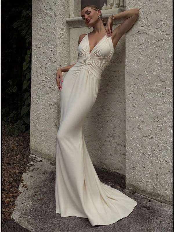 Light Apricot, Deep V-Neck, Hanging Neck, Pleated Waist, High Waist, Buttocks, Cocktail Party, Evening Dress, For Graduation, Dinner,Prom Dress