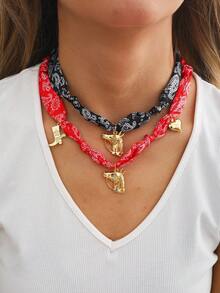 1pc Elegant Western-Style Gold Copper Zirconia Silver Alloy Horse Head Hat Boots Heart Pendant Printed Silk Scarf Necklace For Women Perfect For Parties, Daily Outings, And Music Festivals 18K Gold-Plated Versatile Women's Jewelry Gift For Friends Cowboy Enthusiast Gift