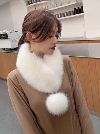 The New Winter And Autumn Girl's Thick Scarves Showcase A Fashionable And Versatile Style. They Have Protective Functions And Excellent Warmth Retention.