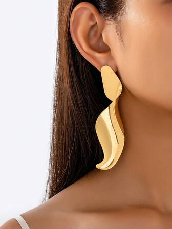 2pcs/Set Exaggerated Geometric Twisted Line Women Earrings