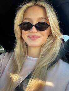 1pc Retro Hip Hop Small Oval Frame Fashion Glasses For Women, Minimalist & Versatile Fashion Eyewear - Black Frame Gray Film - View 4