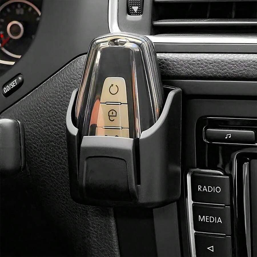 Organizador de llaves de coche de material de PVC con ranura para control remoto - Estante de almacenamiento negro duradero para organizar llaves de coche, tarjetas y accesorios - Se ajusta al tablero y la consola central, soporte para control remoto | Organizador de llaves moderno | Estante de almacenamiento de plástico resistente