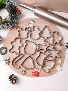 12/6/1pc Christmas Series Baking Tool Set, Christmas Cookie Cutting Molds, Diy Cake Baking Tools, Reindeer, Bells, Christmas Socks, Snowflakes, Gloves, Gingerbread Man, Candy Cane, Christmas Tree, Santa Claus, Snowman Shaped Cookie Cutting Molds, Fun Christmas Party Supplies, Festival And Party Supplies