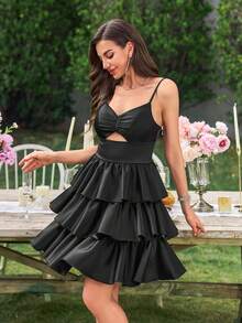 UNITHORSE Vestido corto con diseño de escote en V, tirantes de espagueti, cintura hueca y falda multicapa tipo pastel, vestido de satén para fiesta y cóctel - Negro - Ver 5