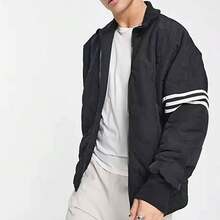 Chaqueta adidas originals ADICOLOR NEUCLASSICS de algodón con cuello alto, cremallera y logo en bloques de color a rayas de trébol para hombre, color negro