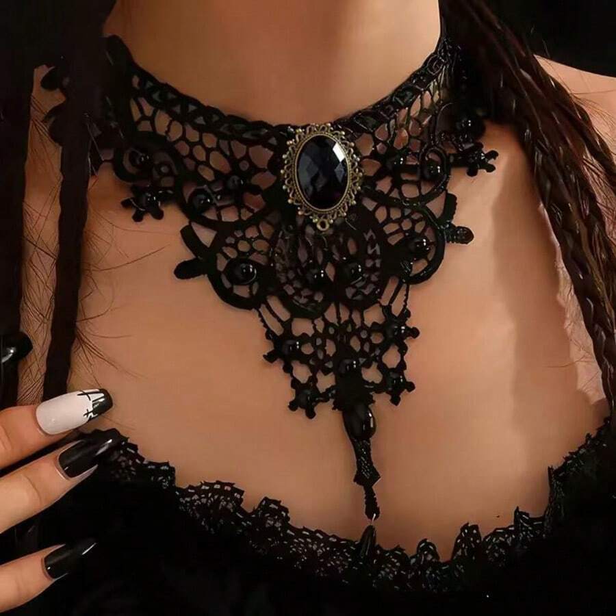 قلادة شوكر من الدانتيل الأسود المفرغ للنساء - إكسسوار أنيق وأنيق، مثالي للارتداء اليومي أو هدايا الحفلات