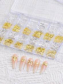 مجموعة من إكسسوارات فن الأظافر ثلاثية الأبعاد بسيطة من السبائك المعدنية، تشمل فيونكات خفيفة الوزن وفاخرة، وخرز على شكل نجوم، وبراشيم، لزخرفة الأظافر وفن الأظافر DIY. تحتوي المجموعة على مجموعة متنوعة من إكسسوارات الأظافر ثلاثية الأبعاد رقيقة وصغيرة، كل منها مصنوع بعناية من مواد سبائك معدنية عالية الجودة، مما يعرض البريق الدافئ المميز للمعدن.