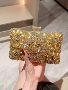 One Luxurious Shiny Sunflower Rhinestone Clutch Bag Box Type Evening Bag Glamorous Party Handbag Romantic Wedding Purse Formal Event Clutch Dance Party Bag Bride Bag Chain Bag,Tready Party Bag & Bride Bag,Tready Bride Bag, Perfect For Party,Wedding, Prom,Dinner/Banquet, Matching With Wedding Dress, Formal Dresses, Prom Dress, Birthday Dress, Party Dress, Essential Wedding Items,Perfectly Matching With Graduation Dress, Prom Dresses, Glamorous Rhinestone Bag - 金色 - 查看 2