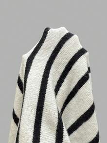 女士条纹街头休闲简约性感圆领不对称披肩镂空针织上衣短袖网眼针织衫沙滩罩衫轻薄套头披肩半蝙蝠袖宽松上衣秋季女装，圣诞新年 - 黑與白 - 查看 10