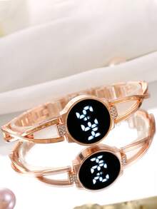 Reloj de pulsera digital de lujo con pantalla táctil LED, brazalete con diamantes de imitación para mujeres y niñas - Oro rosa - Ver 5