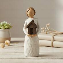 1 Piece Of Hand Holding House Delivery Sculpture, High-Quality Resin Figurine Ornaments, Little Girl And Cute House Model, Desktop Decorative Ornaments, Warm Decorations, Suitable For Friends' Housewarming Birthday Gifts, New Home Anniversary Gifts - 彩色 - 查看 4