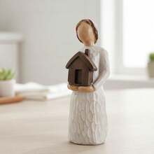 1 Piece Of Hand Holding House Delivery Sculpture, High-Quality Resin Figurine Ornaments, Little Girl And Cute House Model, Desktop Decorative Ornaments, Warm Decorations, Suitable For Friends' Housewarming Birthday Gifts, New Home Anniversary Gifts - 彩色 - 查看 2