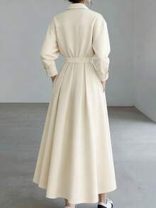 2026春秋新款女装设计：纯色、时尚弹力腰身、长袖连衣裙，饰有装饰纽扣；女士夏季长裙；夏季服装；女士夏季套装；春假套装；女士优雅连衣裙；女士休闲连衣裙；夏季度假套装 - 米色 - 查看 3