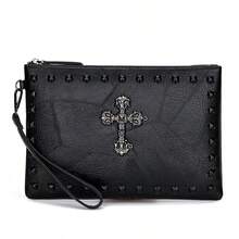 1 pezzo Borsa clutch in pelle PU nera con borchie, decorazione in metallo a forma di croce/lettera, borsa da uomo personalizzata e cool, borsa da polso per il business, adatta per telefono, contanti, chiavi, occhiali, adatta per lavoro, pendolarismo, riunioni, viaggi di lavoro, shopping, essenziale per lavoratori d'ufficio, regalo per uomo, marito, capo, regalo per vacanze, Ognissanti, Ringraziamento