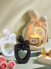 一款创意情侣装饰品，以情侣间心形拥抱为特色，适合装饰房间、卧室、婚礼，也是周年纪念日的精美礼物之选。 - 彩色 - 查看 8