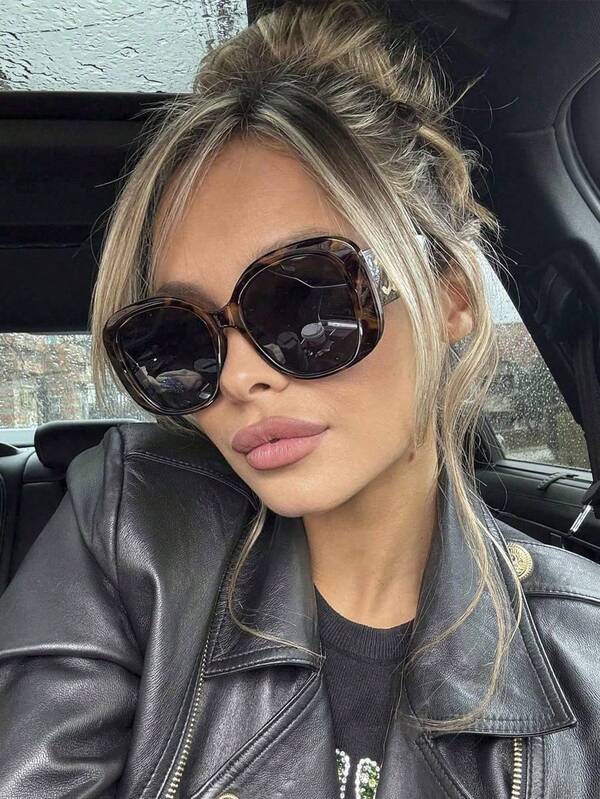 1 Stück personalisierte modische Damen-Vollrandbrille, retro polygonale Brille, geeignet für Familienausflüge, Reisen, Strände, Musikfestivals und tägliche Kleidungsaccessoires