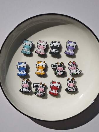 12pcs Cow Series DIY Fashion Sandal Accessories, Detachable Sandal Charms, Suitable As Christmas, Birthday, Party Gifts