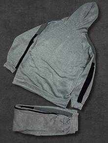 Conjunto de pants deportivo y casual para hombre, colores lisos, sin estampados, tela de poliéster, algodón y spandex, apto para temporadas de primavera y verano. pants de ajuste regular con bota semi-entubada, talle de cintura natural, bolsillos laterales funcionales con cremallera. Sudadera deportiva, cuello redondo con capucha, silueta de ajuste regular, cierre con cremallera y bolsillos frontales funcionales. Muy fresco y cómodo, ideal para hacer deporte al aire libre, caminata en el parque o para ir al gimnasio. - Gris Claro - Ver 3