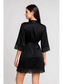 Women's Short Satin Robe With Lace – Elegance And Comfort - màu đen - Xem 4