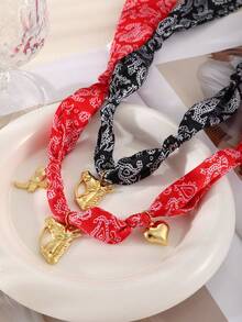 1pc Elegant Western-Style Gold Copper Zirconia Silver Alloy Horse Head Hat Boots Heart Pendant Printed Silk Scarf Necklace For Women Perfect For Parties, Daily Outings, And Music Festivals 18K Gold-Plated Versatile Women's Jewelry Gift For Friends Cowboy Enthusiast Gift