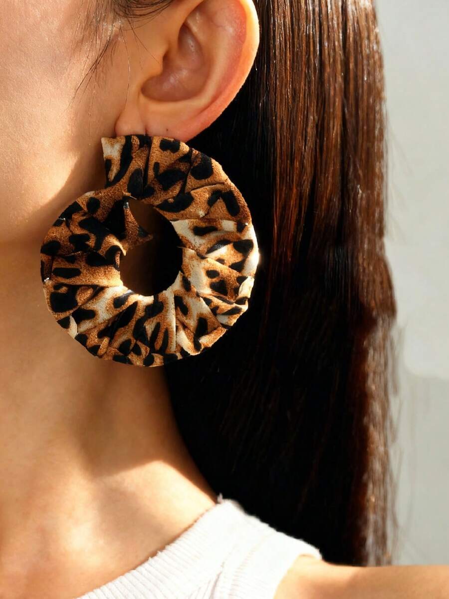 2pcs Fashionable Exaggerated Leopard Print & Geometric Hoop Earrings, Suitable For All Occasions, Great Gift Choice
