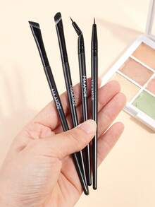 MAANGE 4pcs Professional Eye Makeup Brush Set,Eyeliner Brush,Eyebrow Brush,Detail Brush Makeup Tools With Soft Fiber Multifunctional Ultra-Soft Makeup Brush,Perfect For Daily Use And Party,Suitable For Beginners Makeup Brush,For Easy Carrying,Brush For Travel,Gift For Women&Girls