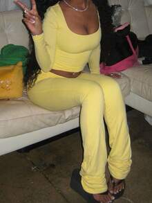 Onicee 女士夏季两件套，黄色方领褶皱长袖上衣和休闲裤，适合情人节、约会、聚会、派对、旅行、度假、海滩等场合。 - 黃色 - 查看 4