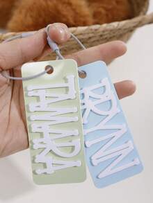 个性化复古名字亚克力钥匙扣、亚克力姓名标签、背包姓名标签、尿布袋、定制、午餐盒姓名标签、行李牌、多功能、装饰性、字母、时尚、现代、多彩、可爱、迷人、休闲、定制、个性化、独特、定制、送给他的理想礼物、送给她的理想礼物、定制儿童包配件、轻松舒适 - 彩色 - 查看 4