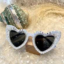 1 Peça Óculos com Pérolas e Strass, Óculos de Sol em Formato de Coração para Noiva, Óculos de Sol para Despedida de Solteira, Óculos de Sol para Madrinhas, Óculos de Sol para Festa de Casamento