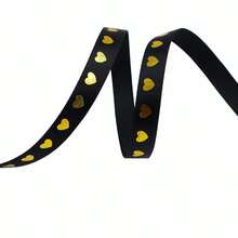 1 rouleau de 5 mètres * 1 yard de ruban en polyester de haute qualité en forme de cœur doré, pour l'emballage de cadeaux, la décoration de fête, la décoration maison DIY, convient pour Noël, Thanksgiving, Nouvel An, Saint-Valentin, etc.