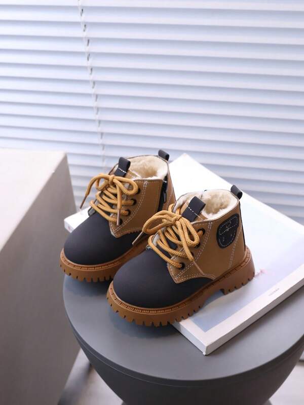 1 par de botas térmicas forradas para niños, nuevas para otoño/invierno, botas de tobillo unisex de moda, botas casuales para niñas, botas planas con cordones para niños, botas cálidas para exteriores, adecuadas para el invierno (el tamaño es talla grande pequeño)