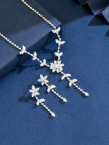 3pcs Elegant & Fashionable Jewelry Set, Includes Pendant Necklace, Earrings Decorated With Sparkling Rhinestones, Suitable For Brides, Bridesmaids, And As Holiday Gifts