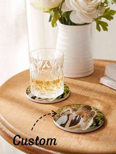 1 قطعة من الأواني الخزفية المخصصة المطبوعة حسب الطلب - أضف صورتك أو نصك أو شعارك - بطانة ماصة مع قاعدة من الفلين مضادة للانزلاق لأكواب المشروبات في حفلات الزفاف والمكاتب والمطابخ والمطاعم، هدايا شخصية مطبوعة بالصور