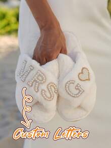 Personalised Custom Mrs Bride Wedding Slippers Fluffy Slippers With Faux Pearls Letters Hen Party Bridesmaid Gift Ornamental Stylish,Fashion,Hipster,Contracted,Casual,Cute Cuties,Modest Fashion,Minimal Chic,Cozy Custom,Unique,Personalized Treasurefinds Ideal Gifts For Him Family,Friends - Multicolor - View 2