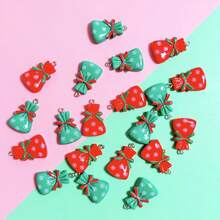 10 Stücke Weihnachtsgeschenktüten, Harz-Anhänger-Anhänger, Weihnachtliche dekorative Hängeornamente, DIY Schmuckherstellung, kreative Halskette, Ohrringe, Armband, Schlüsselanhänger, Taschenzubehör, Feiertags-Dekoration