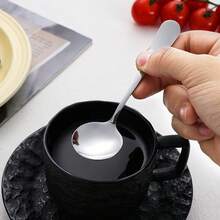 4/6 lingurițe mini de desert din oțel inoxidabil argintiu/auriu de înaltă calitate, 4,5 inch, lingurițe pentru înghețată, lingurițe pentru sos, lingurițe pentru condimente, lingurițe de cafea, lingurițe de ceai, ustensile de bucătărie, lustruite oglindă, ideale pentru înghețată/sos/cafea/Crăciun/Halloween/Paște/Ziua Recunoștinței