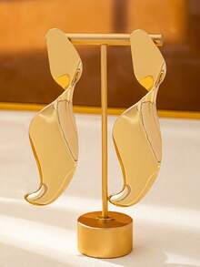 2件/套 夸张几何扭曲线条女士耳环